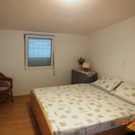 Apartamento Dvorski Mandre