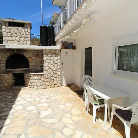 Dvorski Apartamento Mandre