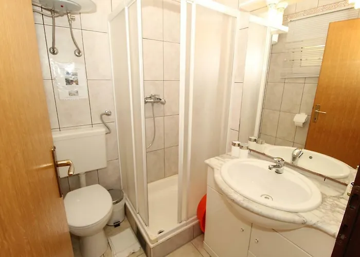 Dvorski Apartmán Mandre