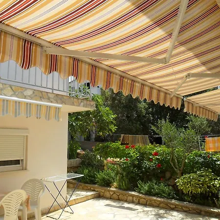 Appartement Dvorski Mandre